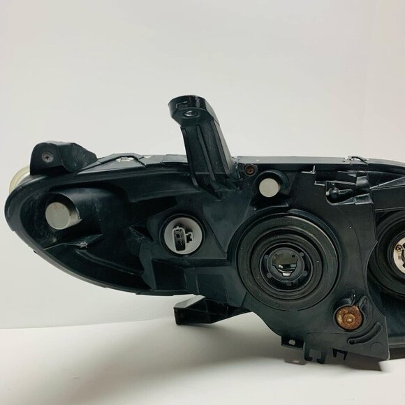 2011 2012 2013 2014 - 2019 Toyota Sienna Driver Left Side Headlight Halogen OEM - Picture 6 of 12